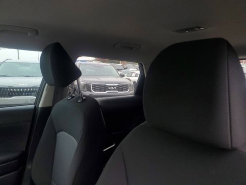 New 2025 Kia Soul LX image 16