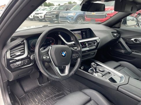 Used 2020 BMW Z4 sDrive30i w/ Convenience Package RWD image 12