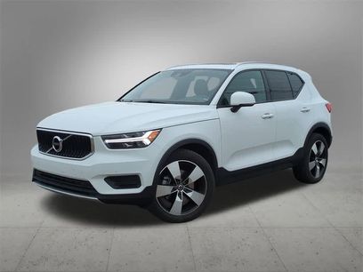 Used 2020 Volvo XC40 T5 Momentum w/ Protection Package Premier