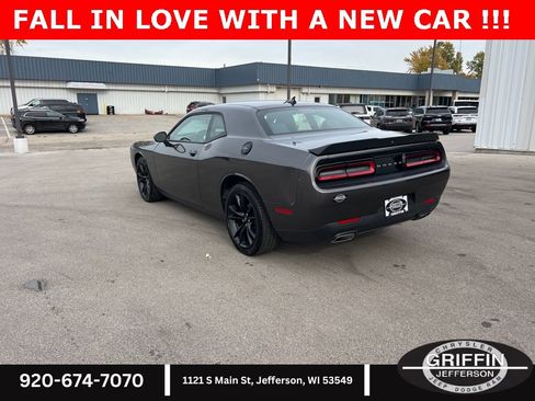 Used 2018 Dodge Challenger SXT Plus image 13