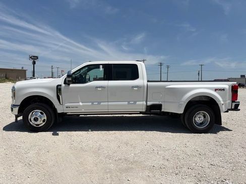 New 2026 Ford F350 Lariat w/ Lariat Ultimate Package AWD/4WD image 16