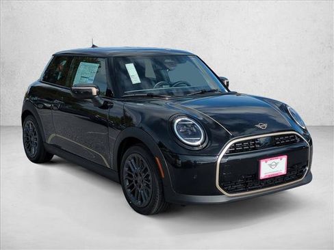 Used 2026 MINI Cooper 2-Door Hardtop FWD image 7