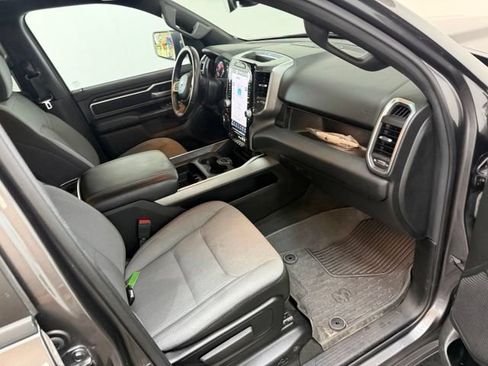 Used 2024 RAM 1500 Big Horn AWD/4WD image 37