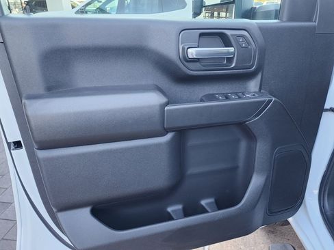 New 2026 GMC Sierra 3500 Pro w/ Convenience Package image 15