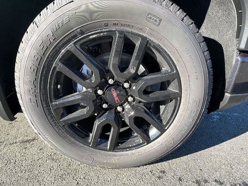 New 2026 GMC Sierra 1500 Elevation image 9