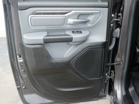 Used 2023 RAM 1500 Big Horn AWD/4WD image 30