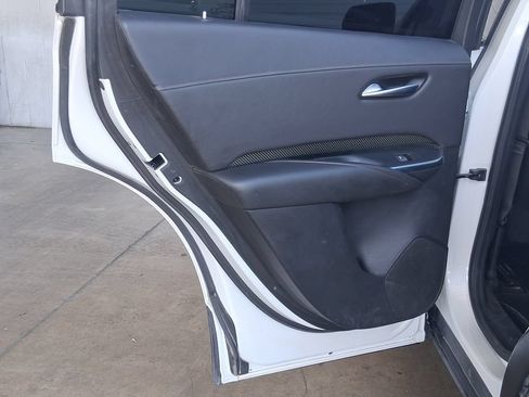 Used 2023 Cadillac XT4 Sport w/ Enhanced Visibility Package FWD image 19