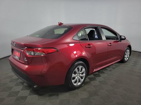 Used 2026 Toyota Corolla LE FWD image 8