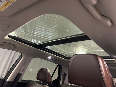 Used 2025 Honda Pilot Elite image 21