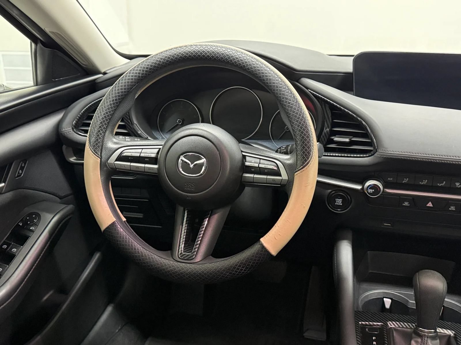 Used 2021 MAZDA MAZDA3 s FWD image 33