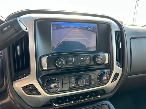 Used 2015 GMC Sierra 1500 SLT w/ SLT Crew Cab Value Package AWD/4WD image 17
