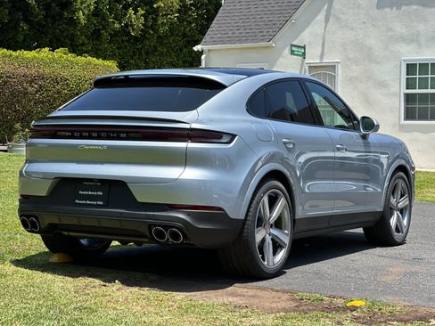 New 2026 Porsche Cayenne S AWD/4WD image 8