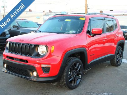 Used 2022 Jeep Renegade Latitude w/ Sun/Sound Group