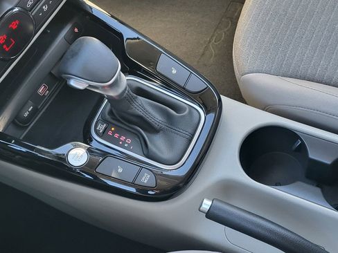 Used 2020 Kia Soul EX image 19