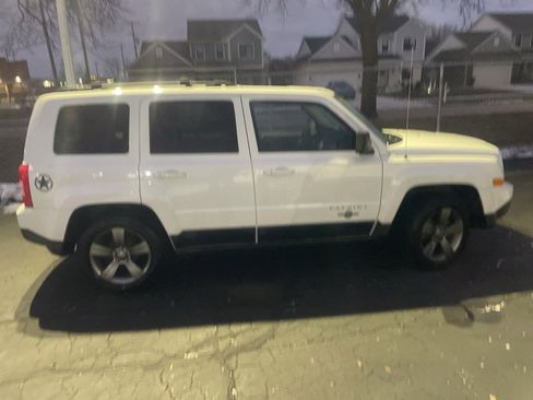 Used 2014 Jeep Patriot Latitude w/ Freedom Edition Package image 4