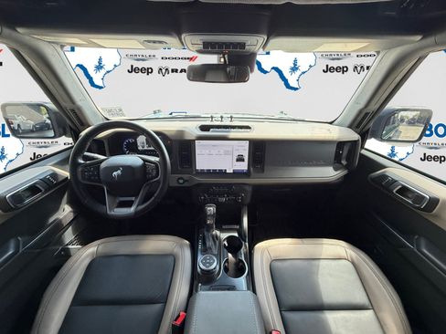 Used 2024 Ford Bronco Wildtrak AWD/4WD image 12