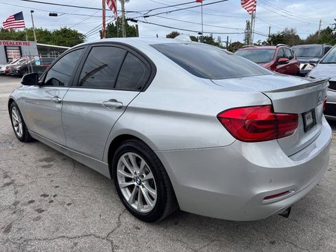Used 2016 BMW 320i Sedan RWD image 3