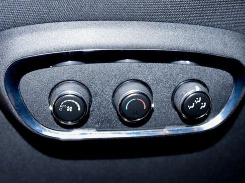 Used 2020 Dodge Durango GT w/ Blacktop Package image 32