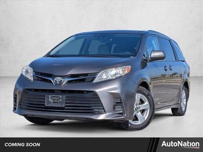 Used 2019 Toyota Sienna LE