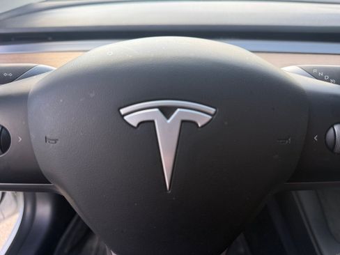 Used 2021 Tesla Model 3 Standard Range Plus RWD image 23