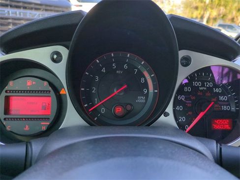 Used 2020 Nissan 370Z Touring Sport image 31
