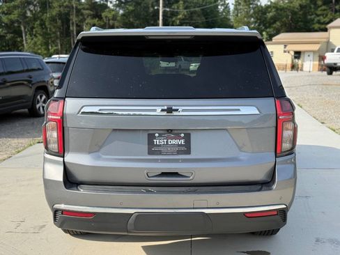 Used 2021 Chevrolet Suburban LS AWD/4WD image 7