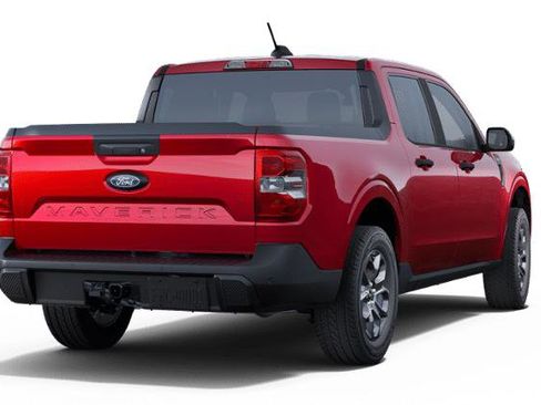 New 2025 Ford Maverick XLT w/ XLT Luxury Package FWD image 3