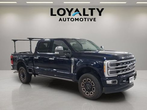 Used 2023 Ford F250 Platinum AWD/4WD image 7