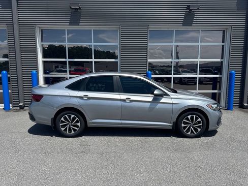 Used 2023 Volkswagen Jetta S FWD image 4