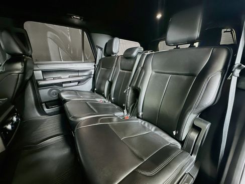 Used 2021 Ford Expedition XLT RWD image 27
