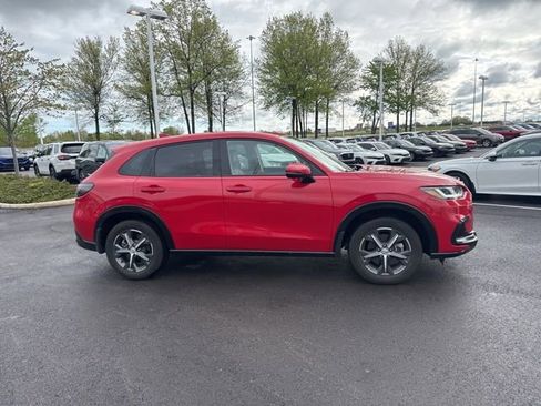 Used 2024 Honda HR-V EX-L image 9