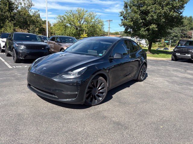 Used 2023 Tesla Model Y Performance AWD/4WD image 1