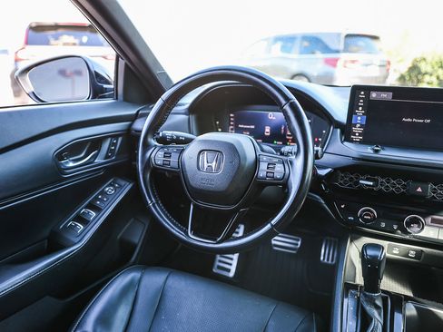 Used 2023 Honda Accord Sport image 5