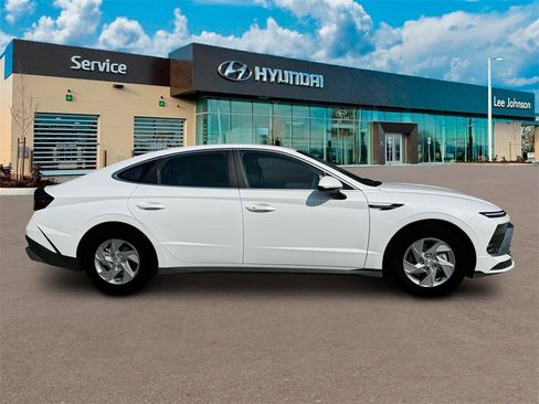 New 2025 Hyundai Sonata SE image 9