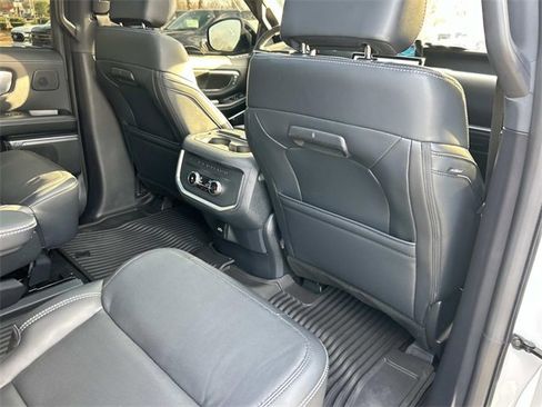 Used 2025 Ford Expedition Platinum w/ Stealth Performance Package image 29