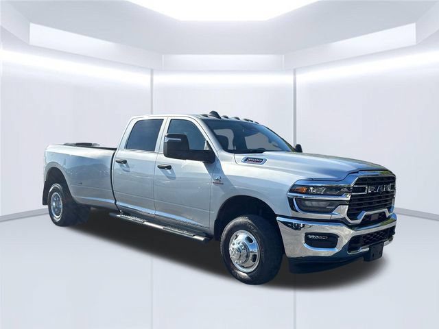 Used 2026 RAM 3500 Tradesman AWD/4WD image 15