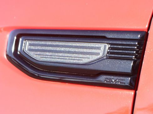 Used 2022 GMC Sierra 1500 Elevation RWD image 44