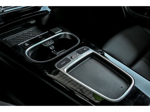Certified 2026 Mercedes-Benz CLA 250 4MATIC image 21
