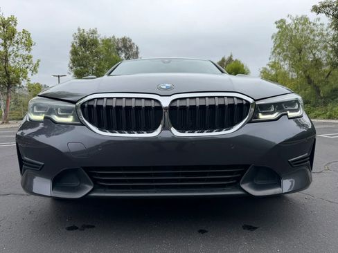 Used 2021 BMW 330i Sedan w/ Driving Assistance Package RWD image 8