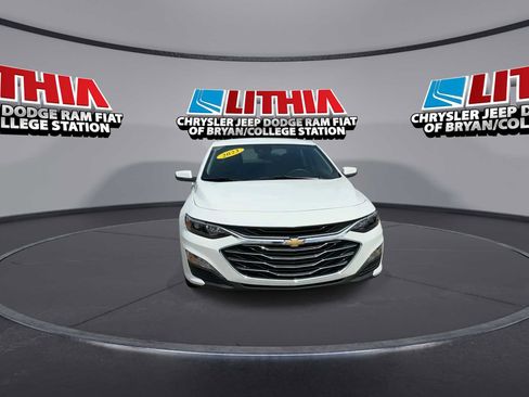 Used 2023 Chevrolet Malibu LS FWD image 3