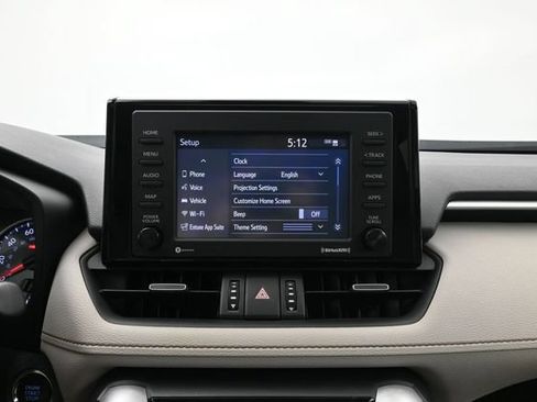 Used 2020 Toyota RAV4 XLE Premium FWD image 15