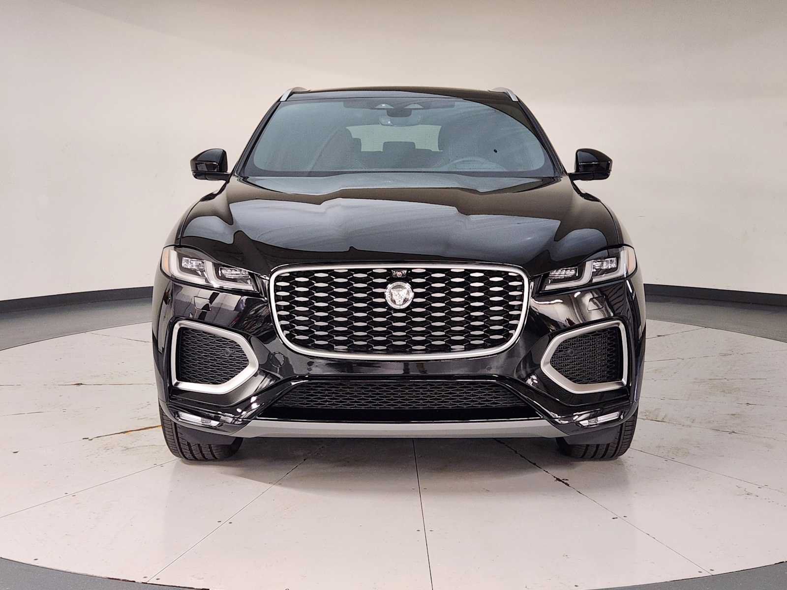 New 2026 Jaguar F-PACE R-Dynamic S AWD/4WD image 9