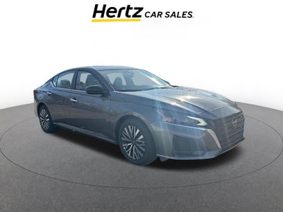 Used 2025 Nissan Altima 2.5 SV