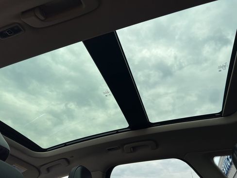 Used 2025 Lincoln Corsair Reserve w/ Jet Appearance Package image 29