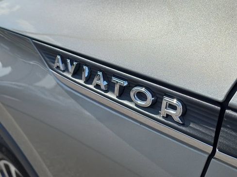 Used 2023 Lincoln Aviator Reserve w/ Equipment Group 201A AWD/4WD image 31