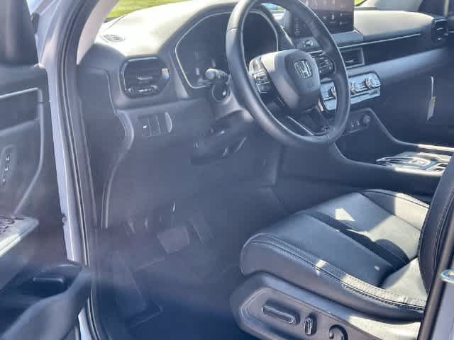 Used 2026 Honda Pilot EX-L image 3