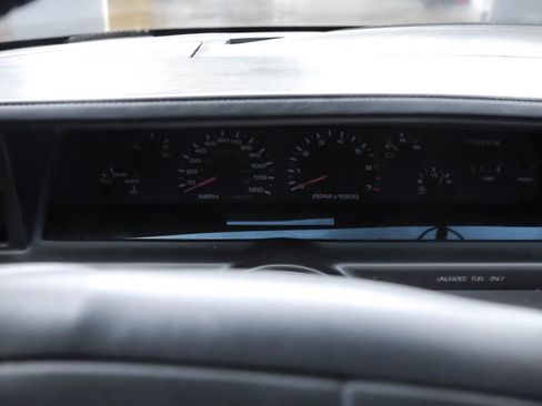 Used 1994 Oldsmobile Cutlass Supreme S image 13