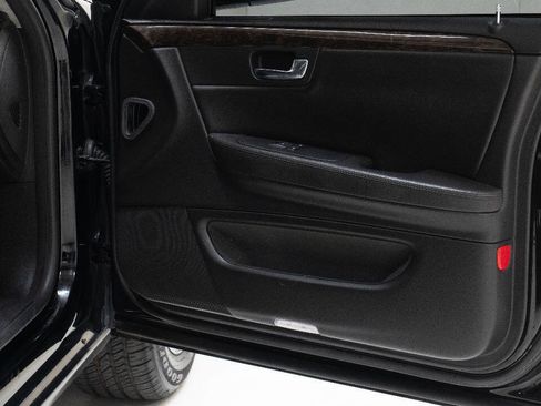 Used 2008 Cadillac DTS Limousine FWD image 24