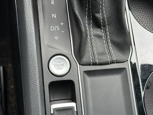 Certified 2023 Volkswagen Atlas SE FWD image 26
