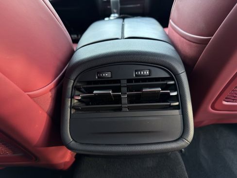 Used 2022 Maserati Ghibli Modena image 45